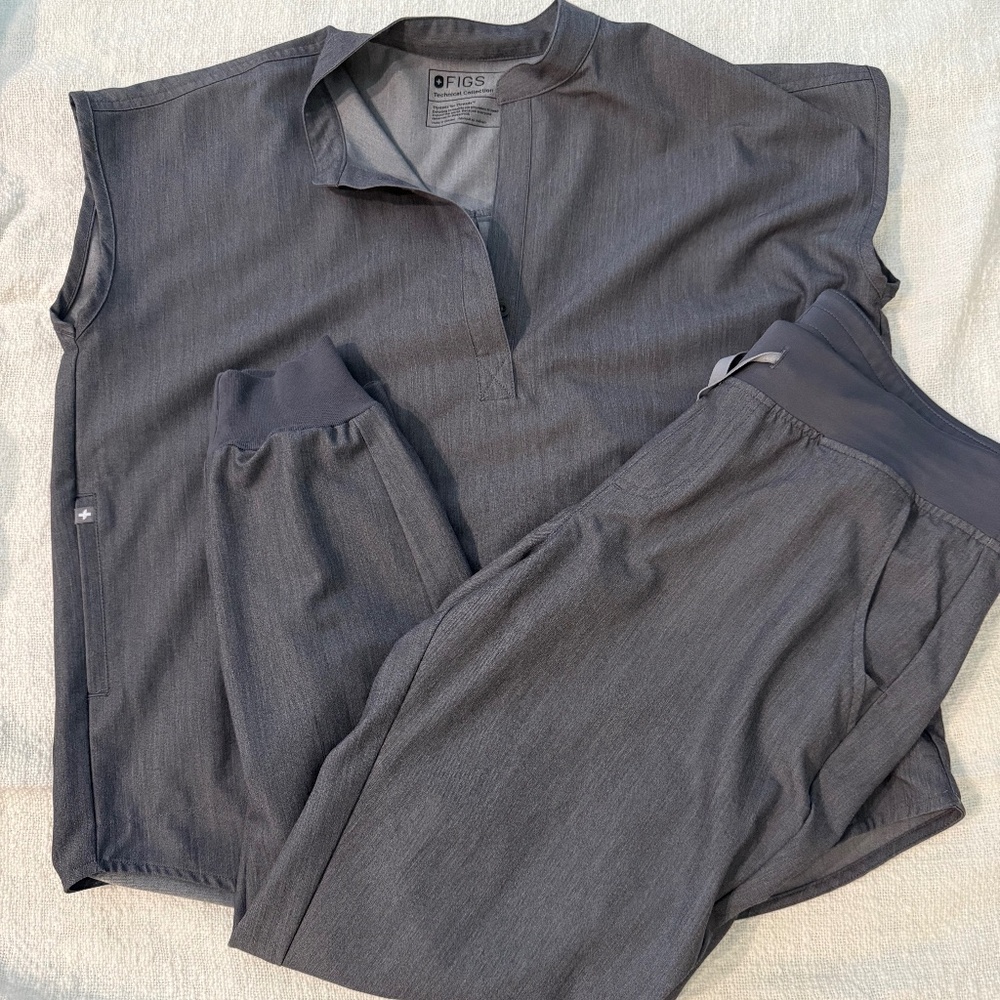 Figs Rafaela Scrub Top